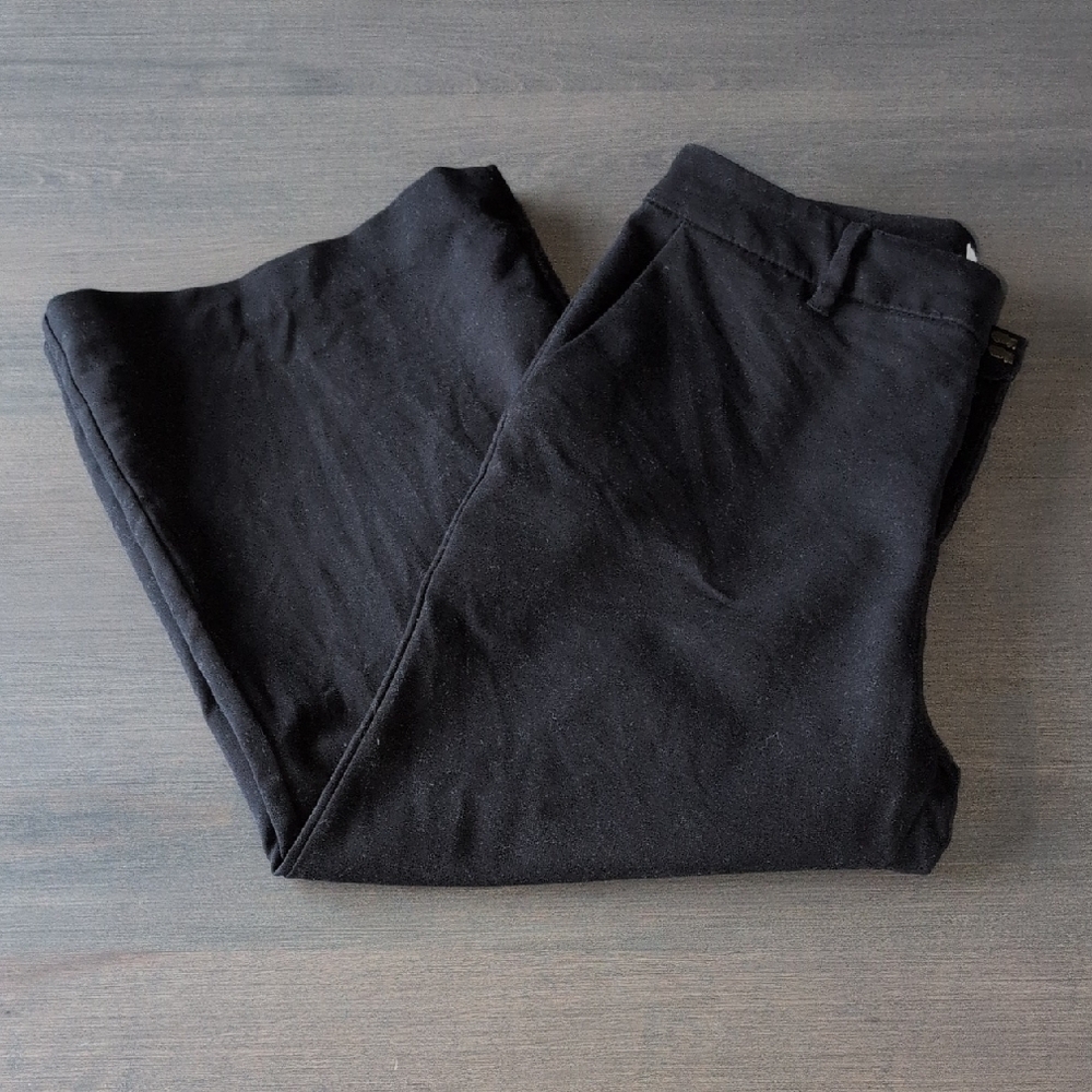 Old Navy Wide Leg Capris / Culottes